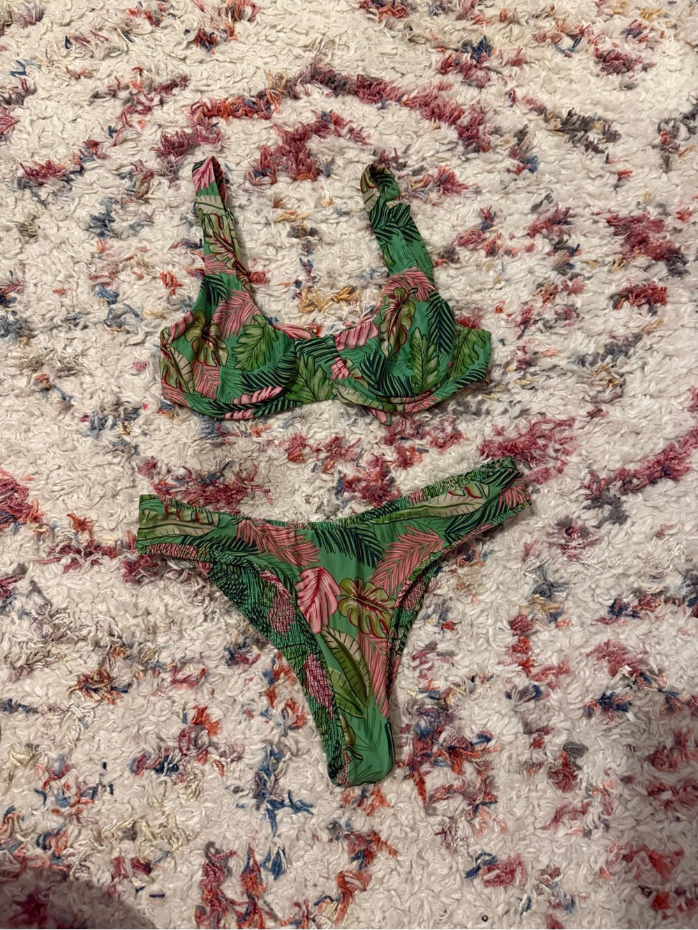 Citrine Tropical Leaf Bikini Set - Green & Pink
Bottoms are reversible
